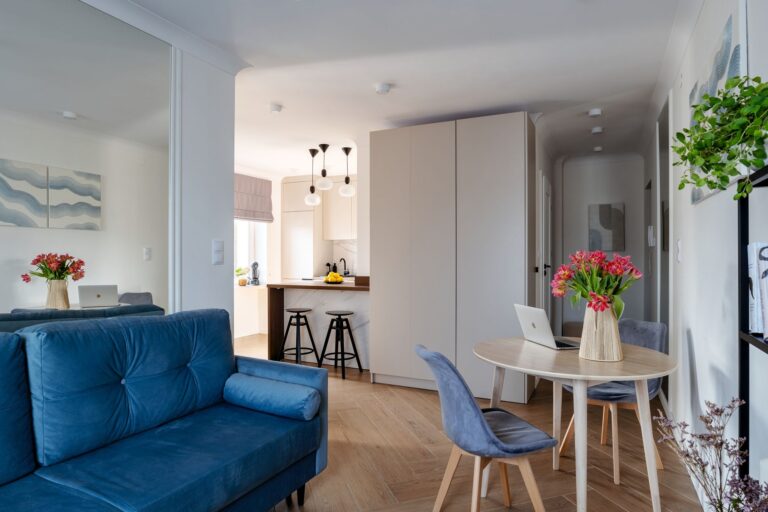 Just Stay Apartments - apartament w Trójmieście - salon